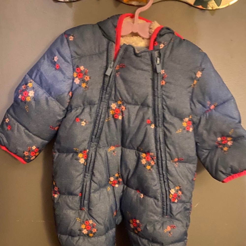 Baby Gap baby girl snow suit bunting, 0-6 month
